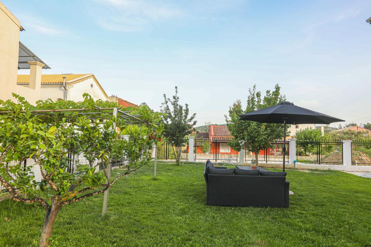 White Pearl 1 Apartment Petrití Exterior foto